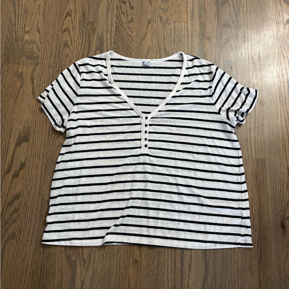 Old Navy White and Navy Striped Henley Short Sleeve Tee Shirt
